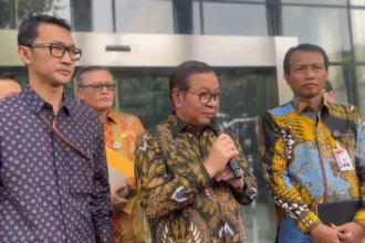 Gubernur DKI Jakarta, Pramono Anung saat mengunjungi gedung Merah Putih Komisi Pemberantasan Korupsi
