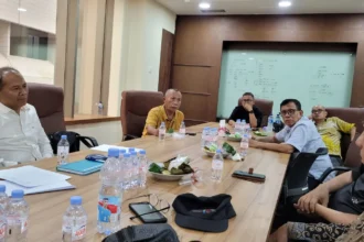 Diskusi Forum Wartawan Kebangsaan (FWK) yang berlangsung di kantor media VOI, Jakarta Pusat