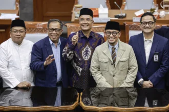 Pemerintah bersama Komisi VIII DPR menyepakati Biaya Penyelenggaraan Ibadah Haji (BPIH)