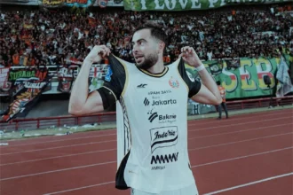 Jordi Amat sindir Patrick Kluivert saat cetak gol bersama Persija