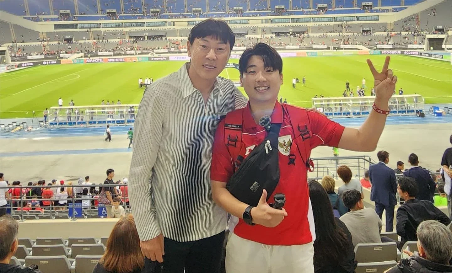 Mantan pelatih Timnas Indonesia, Shin Tae-yong dan asistennya Jeje