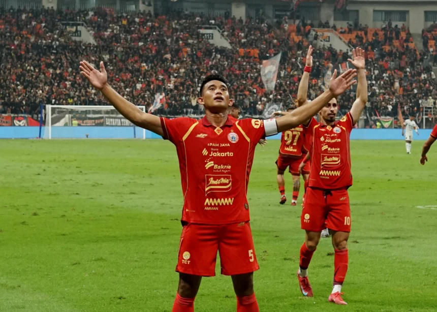 Selebrasi Rizky Ridho usai mencetak gol di BRI Super League