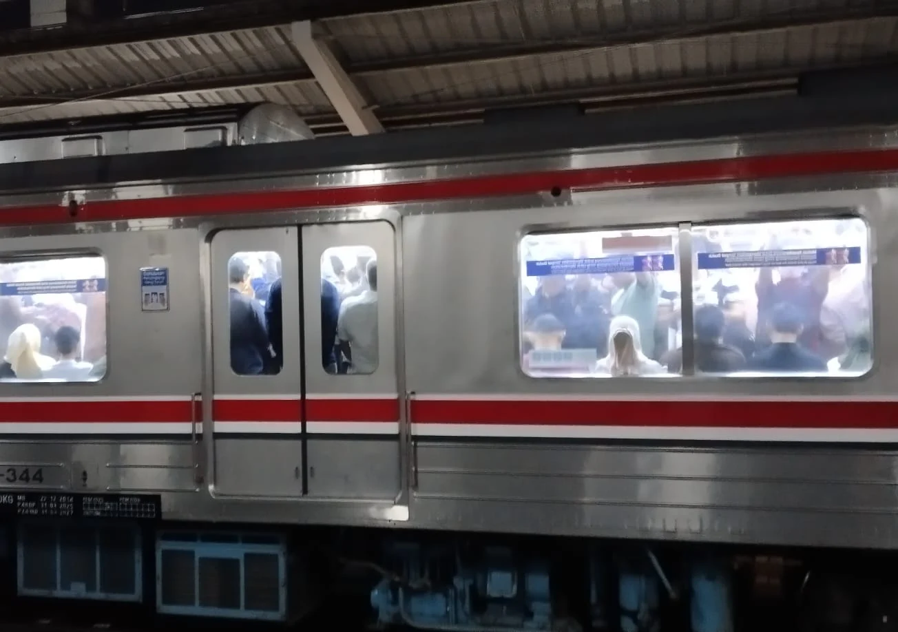 Ilustrasi KRL Commuter Line