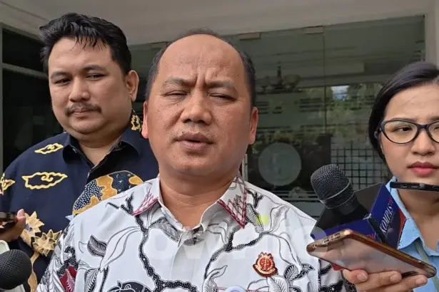 Kapuspenkum Kejagung, Anang Supriatna