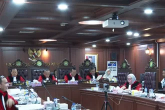 Sidang perdana kode etik MKD