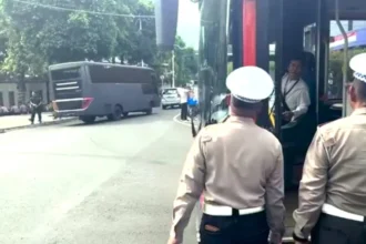 Ilustrasi Petugas Polisi lalu lintas