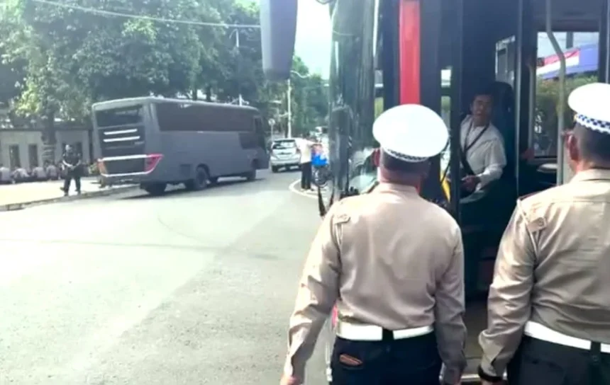 Ilustrasi Petugas Polisi lalu lintas