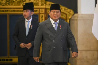 pemerintah dalam menghormati jasa para pendahulu dan pemimpin bangsa yang dinilai telah memberikan kontribusi besar bagi negara.