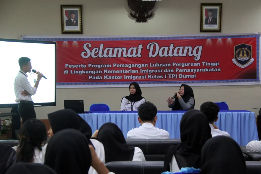 Peserta Program Magang Nasional mengikuti masa orientasi