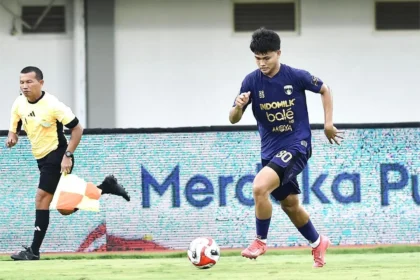 Penyerang muda Persita Tangerang, Hokky Caraka