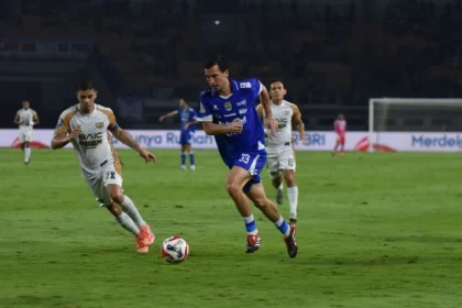 Pemain Timnas Indonesia dan Persib Bandung, Thom Haye.