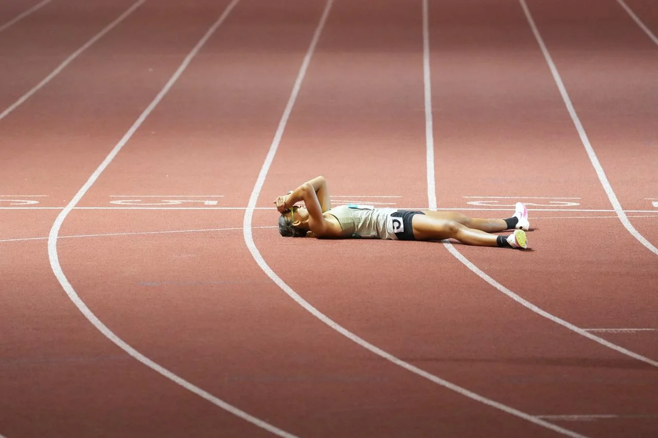 Emas terakhir dari cabor atletik dipersembahkan oleh Emilia Nova