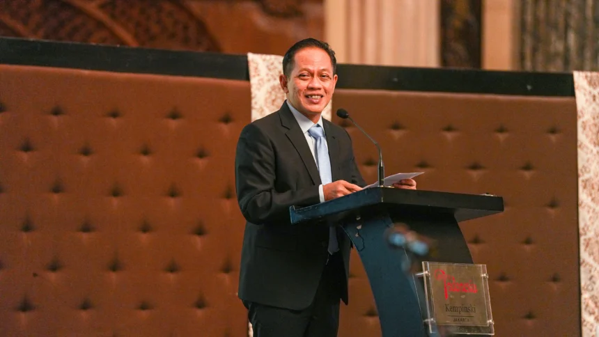 Menteri Lingkungan Hidup Hanif Faisol Nurofiq