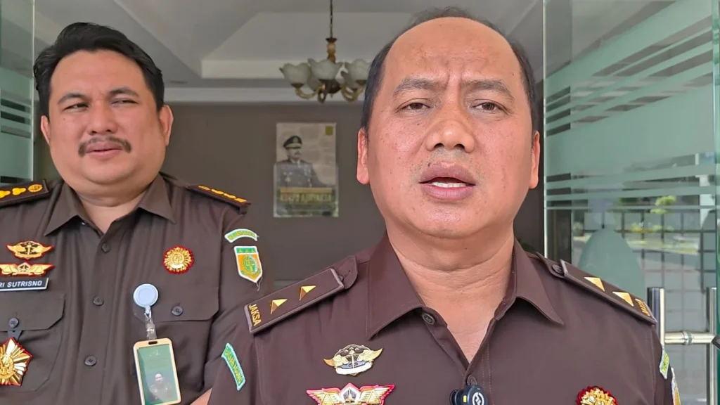 Kapuspenkum Kejagung, Anang Supriatna