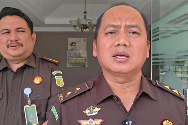 Kapuspenkum Kejagung, Anang Supriatna