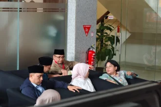 Eks Menag Yaqut Cholil penuhi panggilan penyidik KPK diperiksa kasus korupsi kuota haji.