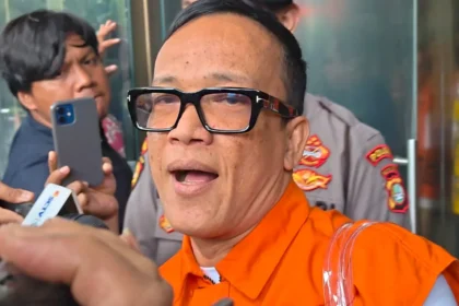 Eks Wamenaker Noel menjalani pelimpahan berkas tahap 2 kasus korupsi K3 Kemenaker.