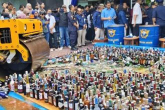 Pemusnahan minuman keras (miras) ilegal