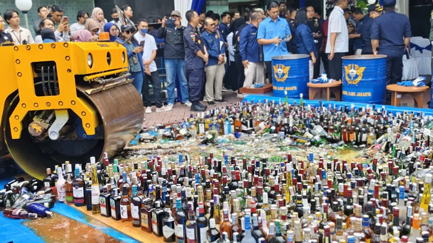 Pemusnahan minuman keras (miras) ilegal