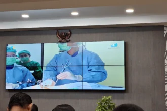 Ilustrasi dokter bedah