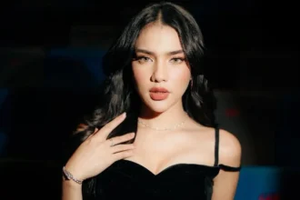 Aktris Davina Karamoy