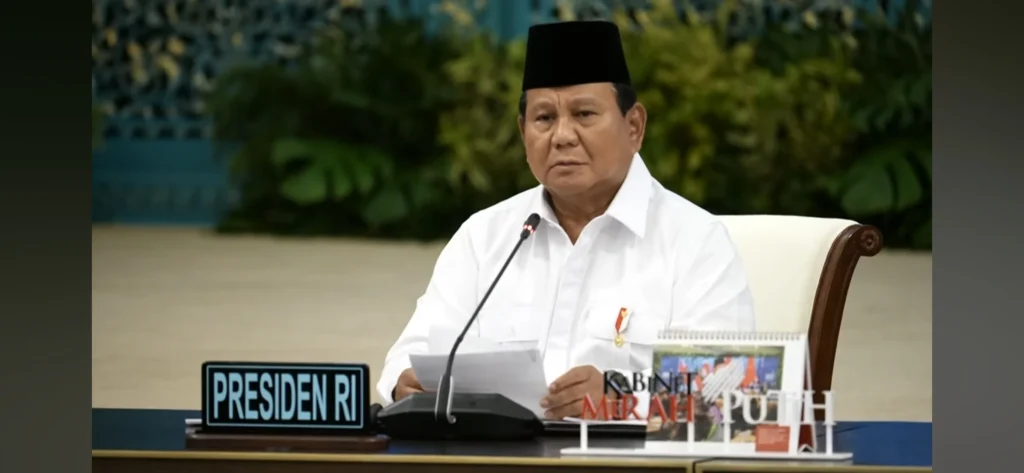 Presiden Prabowo Subianto Dalam Sidang Kabinet Paripurna