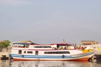 Dinas Perhubungan DKI Jakarta menyediakan 25 kapal