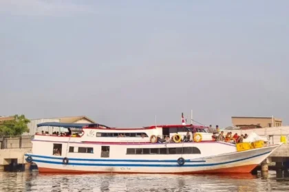 Dinas Perhubungan DKI Jakarta menyediakan 25 kapal