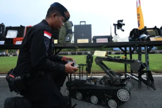 Ilustrasi Personel Gegana Sat Brimob Polri.