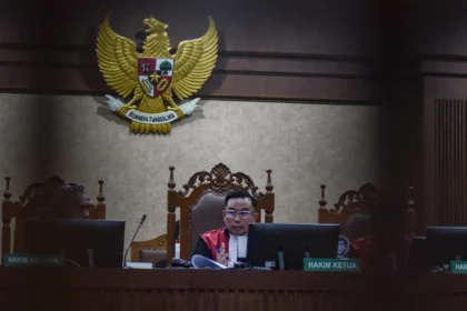 Majelis Hakim Purwanto S Abdullah memimpin Sidang Dakwaan kasus dugaan korupsi pengadaan Chromebook di Kemendikbudristek tahun 2019-2022 dengan terdakwa Nadiem Makarim di Pengadilan Tipikor, Jakarta Pusat, Selasa (16/12/2025).