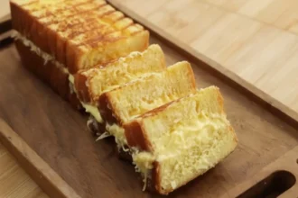 Bolu Bakar Keju ala Devina Hermawan.