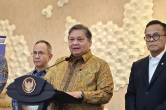 Menko Bidang Perekonomian, Airlangga Hartarto.
