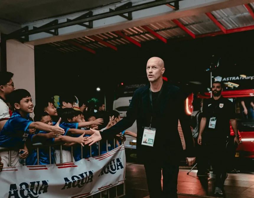Jordi Cruyff meninggalkan perannya di federasi dan menerima jabatan baru sebagai Direktur Teknik Ajax Amsterdam