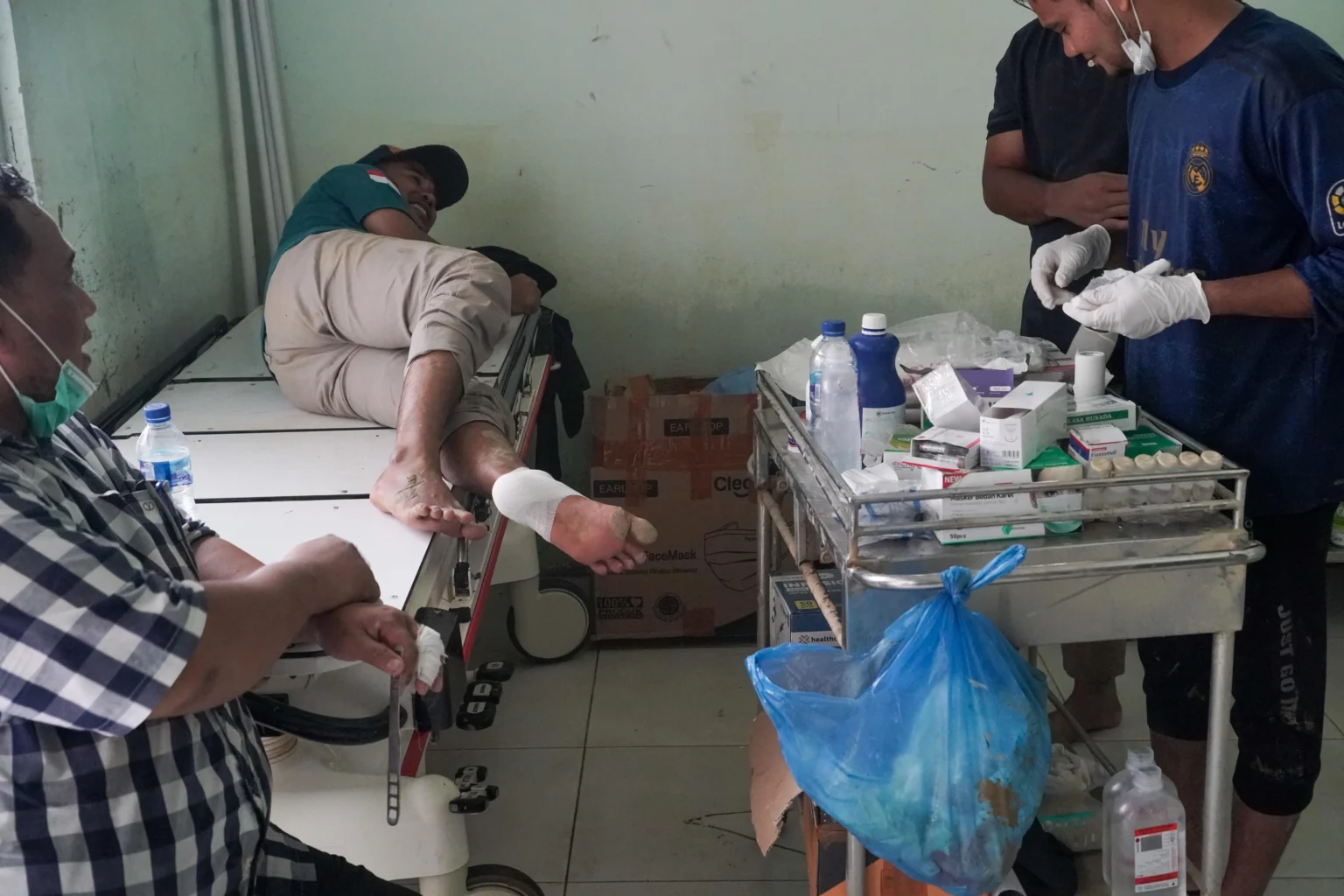 Pasien saat menjalani perawatan