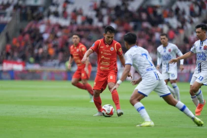 Pertandingan antara Persija Jakarta melawan Persijap Jepara