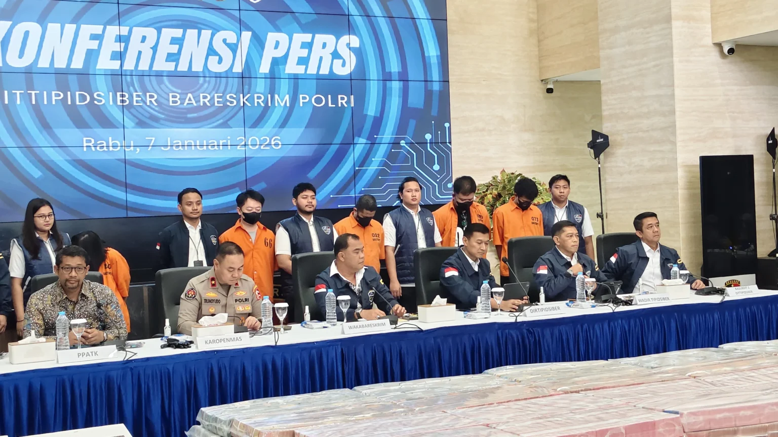 Ditresiber Bareskrim Mabes Polri menetapkan 5 orang tersangka perusahaan fiktif untuk operasi Judol