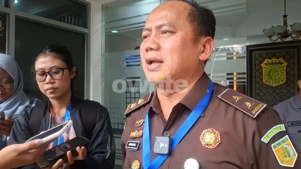 Kapuspenkum Kejagung, Anang Supriatna menjelaskan pertemuan tertutup Menkeu Purbaya dengan JA ST Burhanuddin.