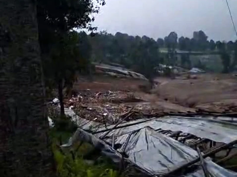 Kondisi Longsor di desa Pasirlangu, Kecamatan Cisarua, Kabupaten Bandung Barat, Jawa Barat.