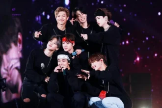 Idol Grup Bangtan Sonyeondan atau BTS