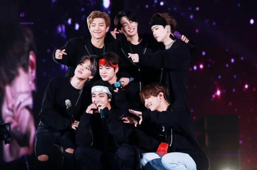 Idol Grup Bangtan Sonyeondan atau BTS