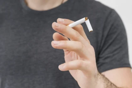 Ilustrasi Cowok Perokok