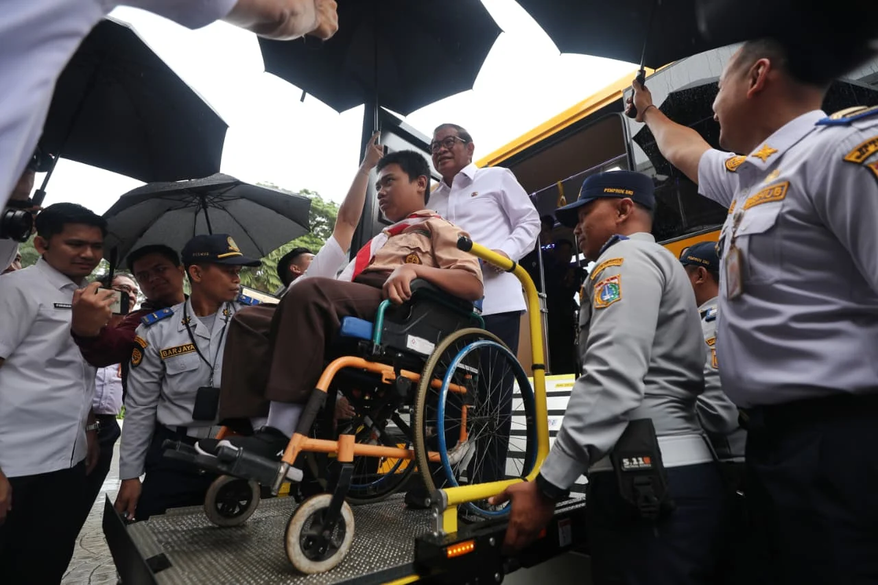 Bus Sekolah Gratis Ramah Disabilitas