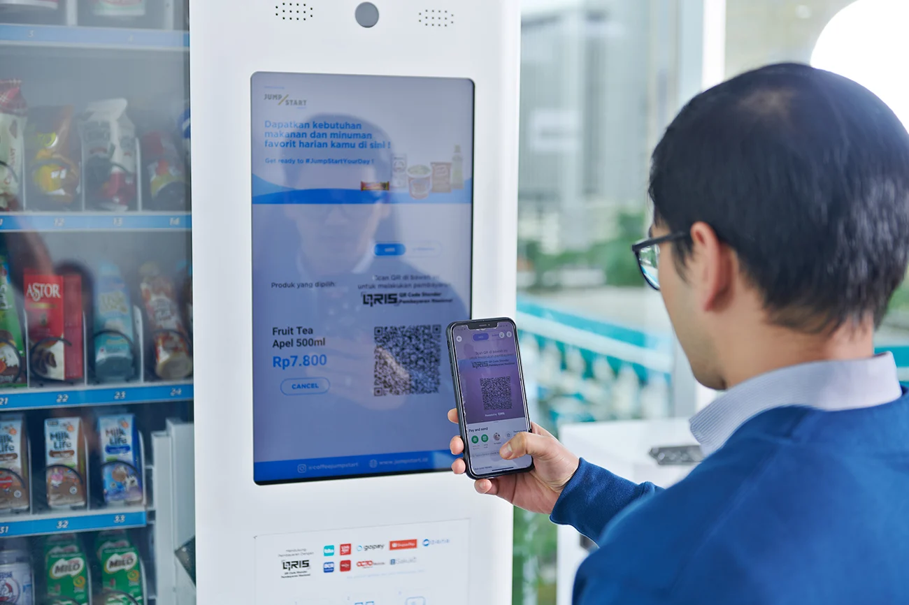 Ilustrasi penggunaan QRIS. (Sumber: Bank Indonesia)