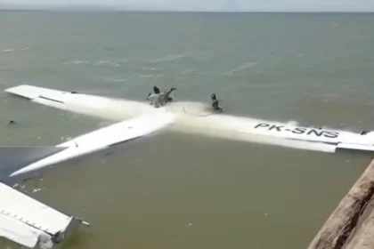 Pesawat Smart Air Jatuh di Perairan Nabire. (Sumber: Istimewa)