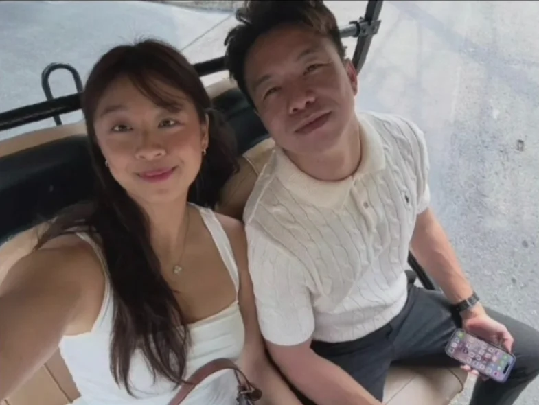 CEO perusahaan properti PropertyLimBrothers (PLB) asal Singapura, Melvin Lim dengan karyawannya Grayce Tan