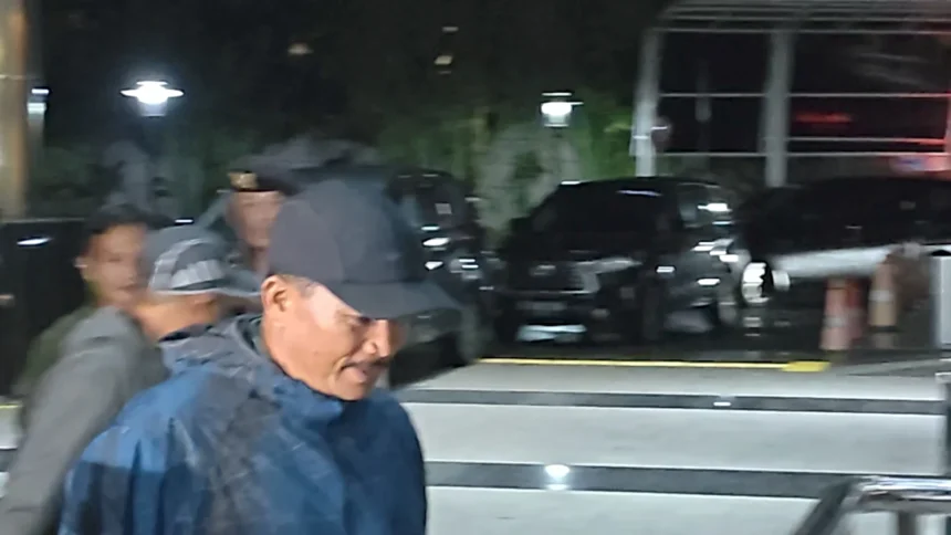 Wali Kota Madiun, Maidi tiba di Gedung Merah Putih KPK setelah terjaring OTT.