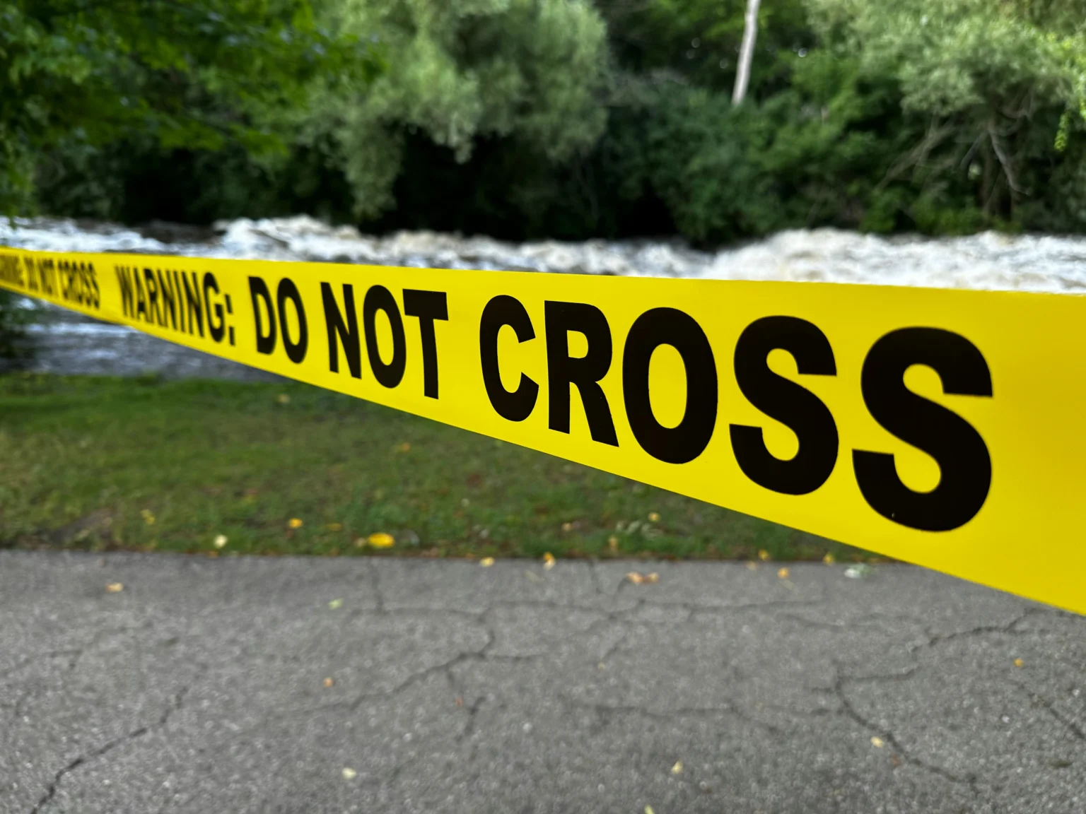 Ilustrasi garis polisi. (Sumber: Unsplash/ Ted Balmer)