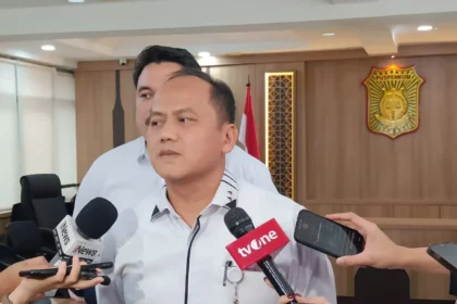 Kapuspenkum Kejagung, Anang Supriatna