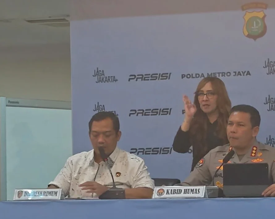 Dirkrim Polda Metro Jaya, Kombes Pol Iman Imanuddin mengakui pihaknya memeriksa Presiden ke-7 Joko Widodo di Polresta Surakarta.