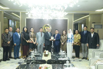 Komisi I DPR RI menerima kunjungan Duta Besar Republik Arab Mesir untuk Indonesia, H.E. Mr. Yasser Elshemy